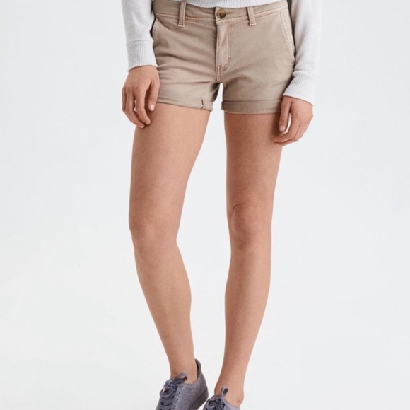AE Khaki Shorts - Picture 1 of 5